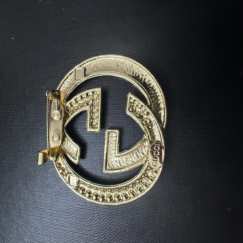 Brand new upcycled Gucci Gold with Crystal Emblem Brooch - Picture 3 of 3